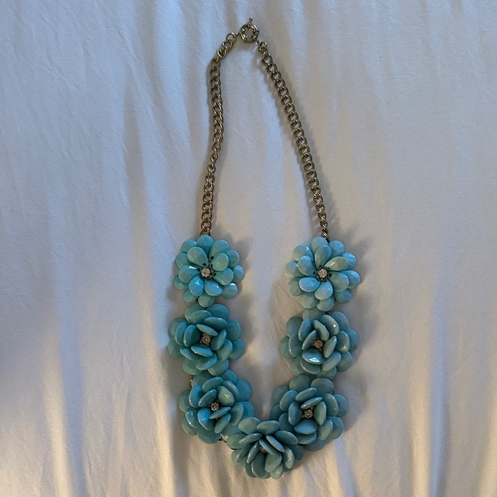 Stella & Dot Turquoise Floral Necklace with Gold Chain